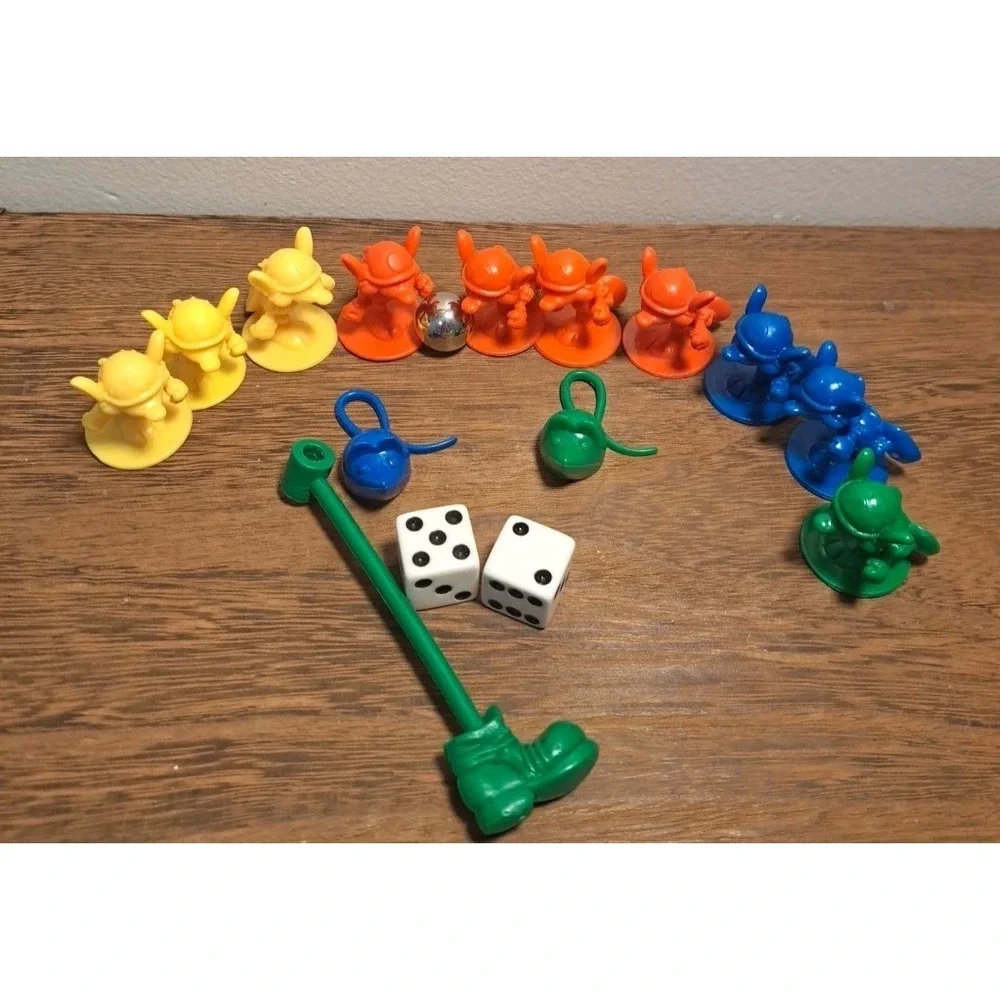 Milton Bradley Mouse Trap Mice Tokens & Die, Ball,Green Boot Replacement Parts